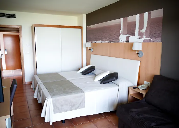 Ohtels Vil-La Romana